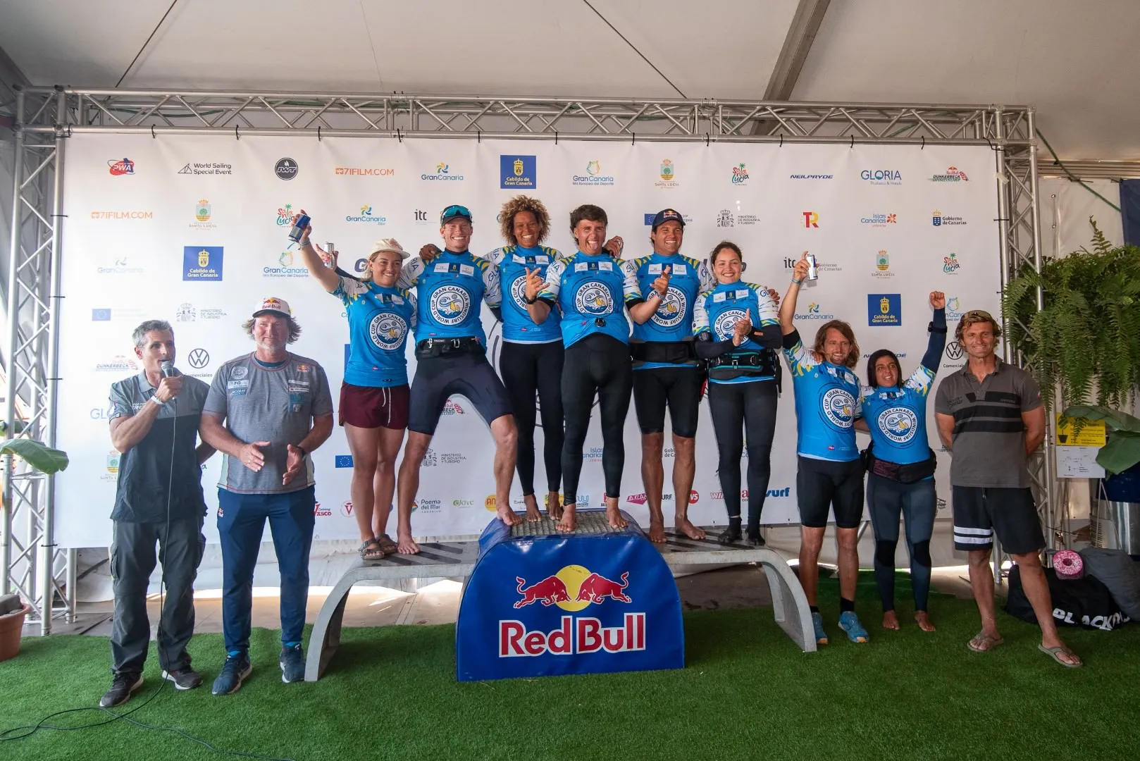 Celebración de los campeones del Gran Canaria Gloria Windsurf World Cup 2024 en el podio